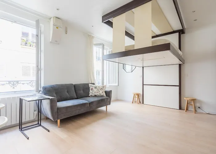 Grand Studio- Design & Cosy